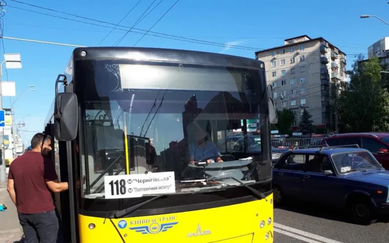 118 автобус Київ